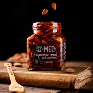 Badem u bagremovom medu 390g